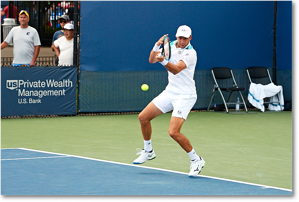 Muller_(l_Ramos-Vinolas_R32)_Cincy2017_4DXB2839 copy