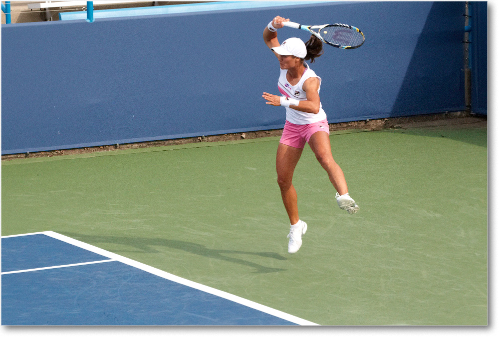 Niculescu (d Wickmayer R64) Cincy2013_D4C3364 copy