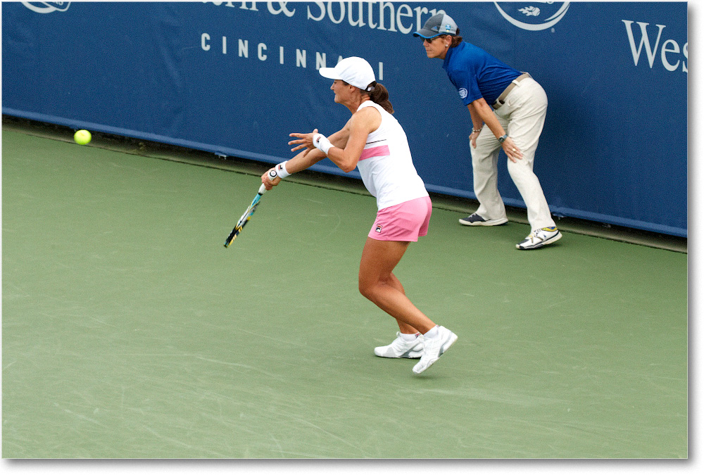 Niculescu (d Wickmayer R64) Cincy2013_D4C3435 copy