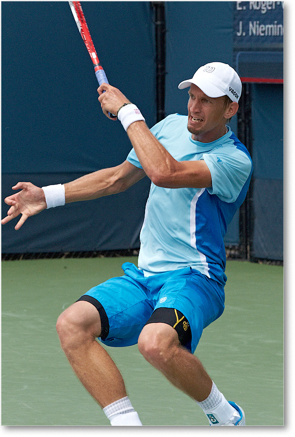 Nieminen (d Roger-Vasselin R64) Cincy2013_D4C2561 copy