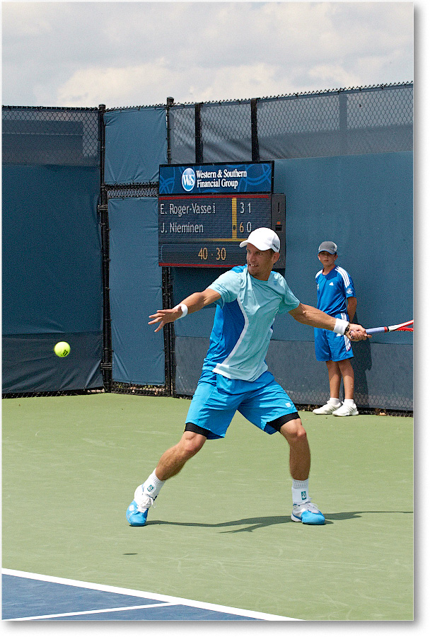 Nieminen (d Roger-Vasselin R64) Cincy2013_D4C2610 copy