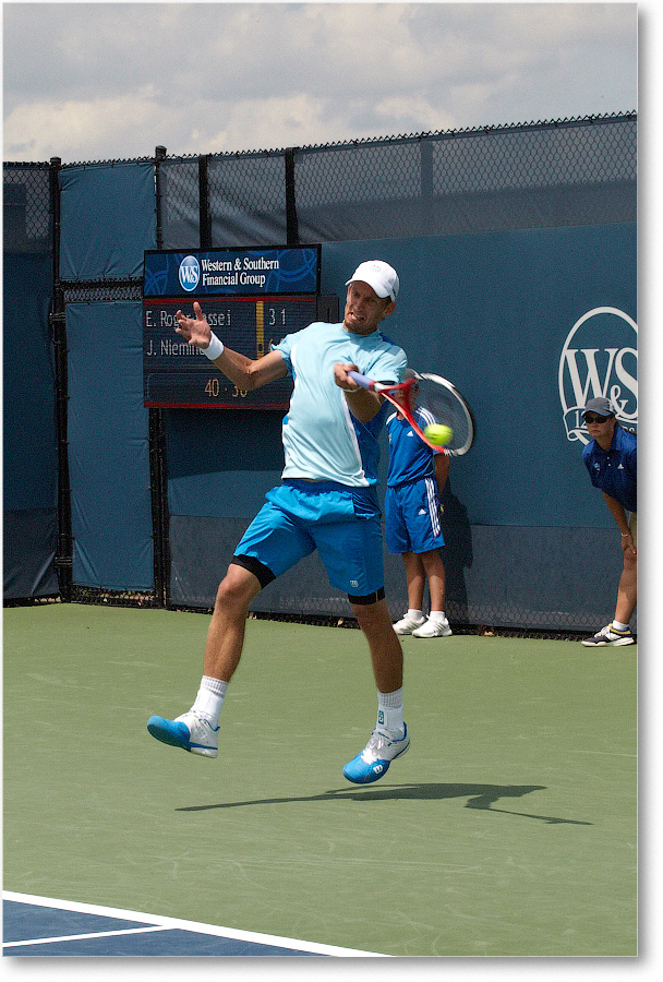 Nieminen (d Roger-Vasselin R64) Cincy2013_D4C2611 copy