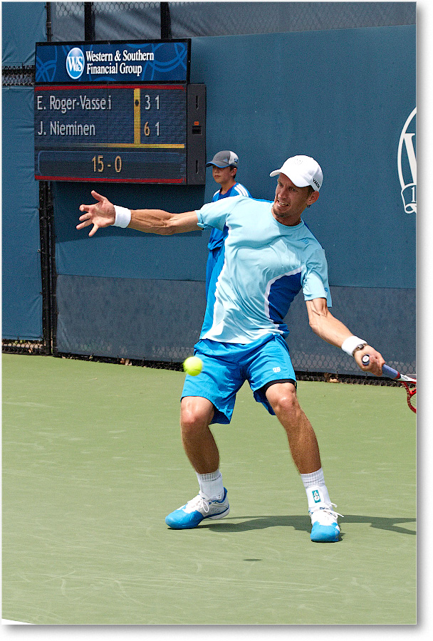 Nieminen (d Roger-Vasselin R64) Cincy2013_D4C2627 copy