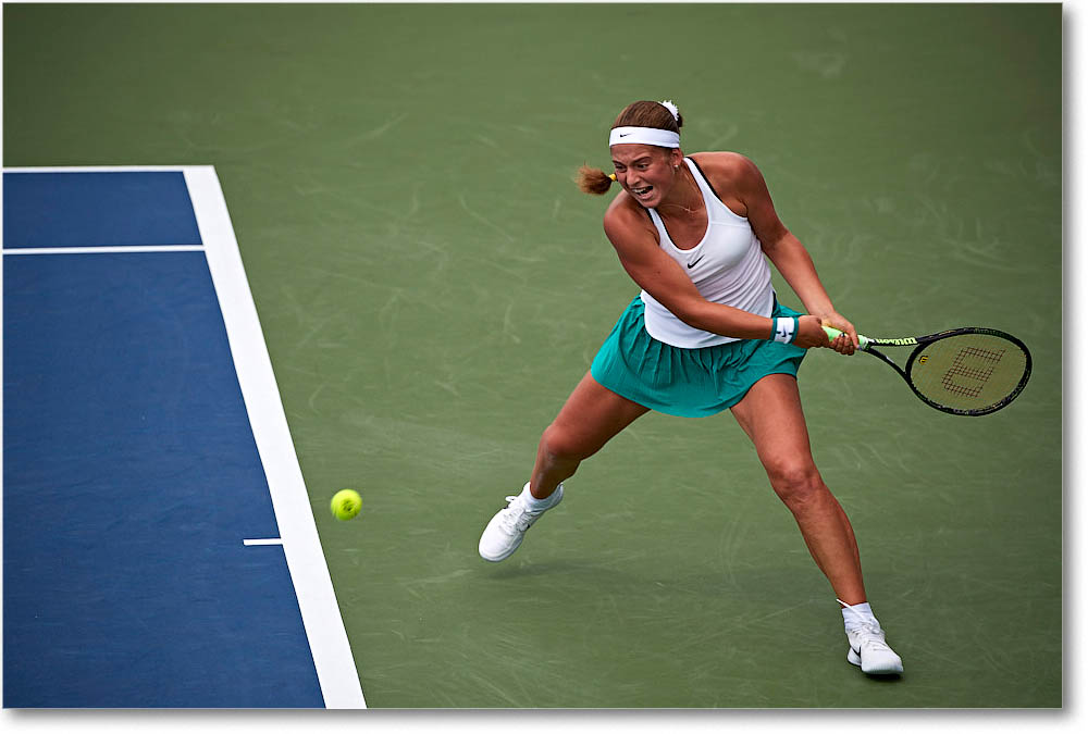 Ostapenko_(d_Schmiedlova_R64)_Cincy2016_4DXA0604 copy
