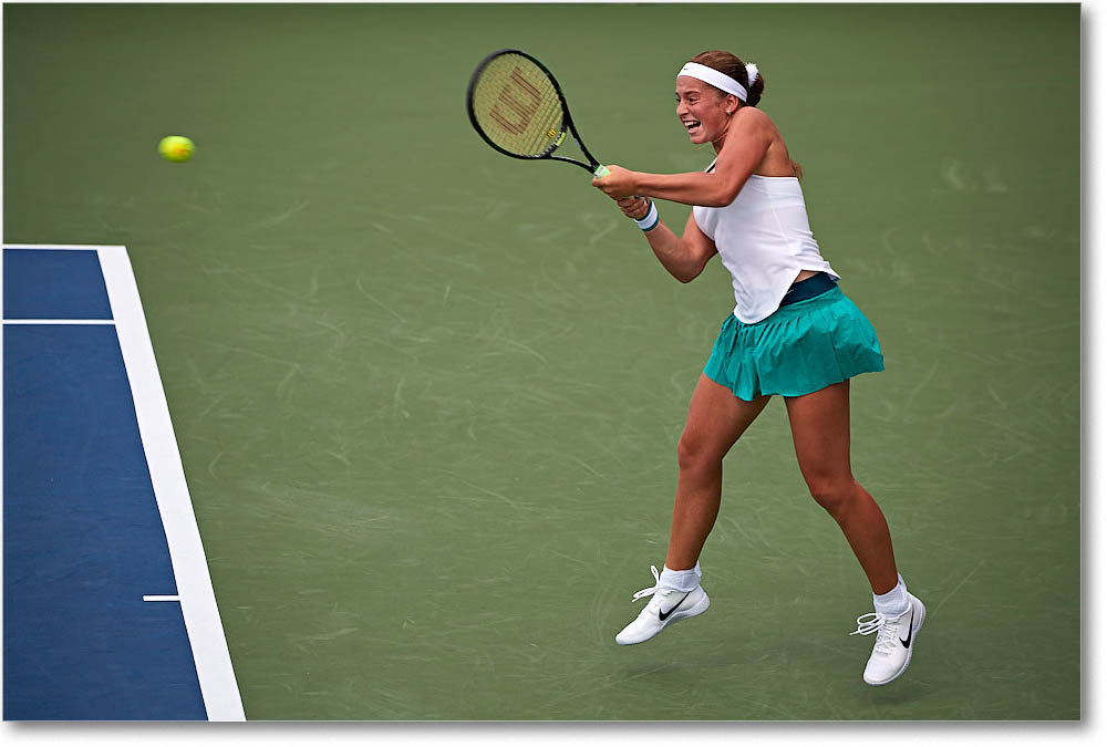 Ostapenko_(d_Schmiedlova_R64)_Cincy2016_4DXA0610 copy