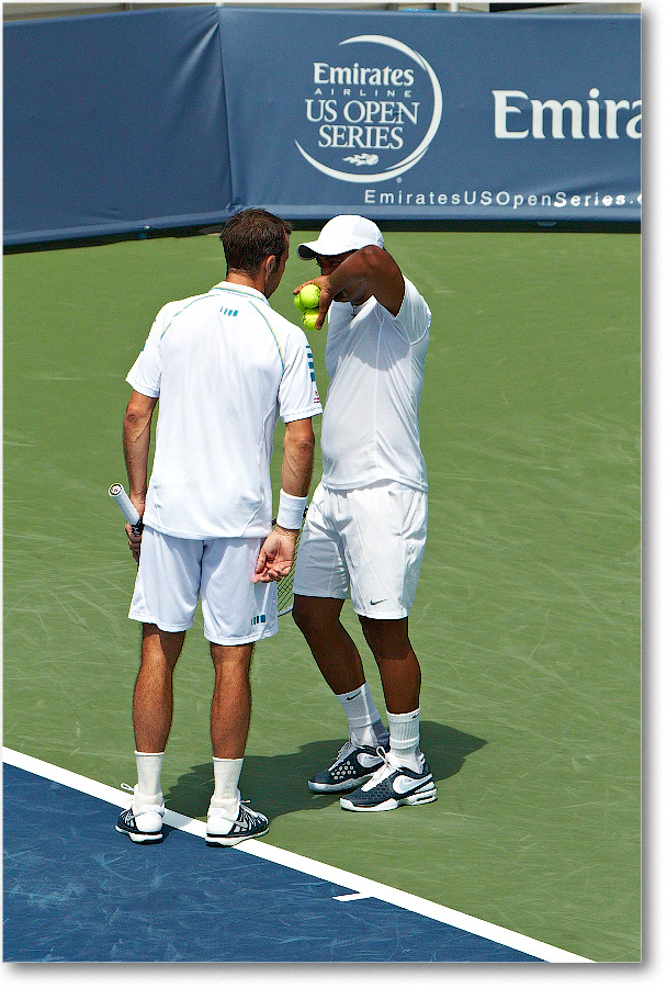 Paes-Stepanek (d Janowicz-Kubot R16) Cincy2013_D4C6236 copy