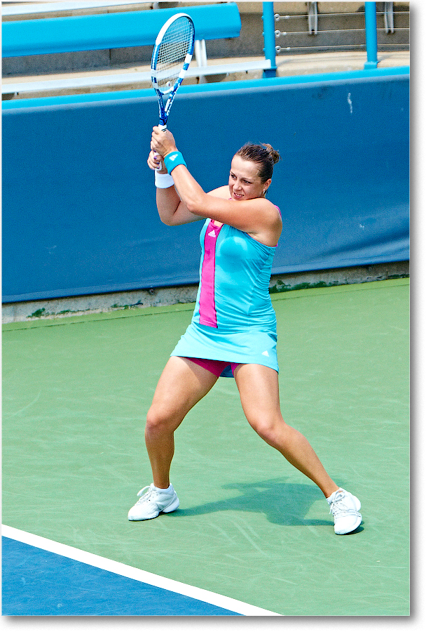 Pavlyuchenkova  (l Pennetta R64) Cincy11_D4A5766 copy