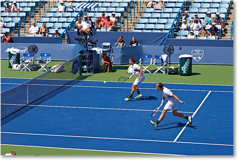  PeyaSoares_(l_PospisilSock_QF)_Cincy2014_2DXA5257 copy