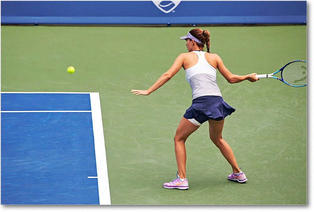 Pironkova_(l_SWilliams_R32)_Cincy2015_2DXA9857 copy
