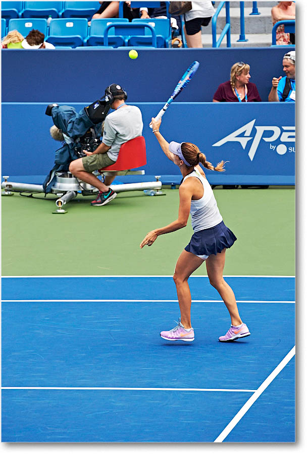 Pironkova_(l_SWilliams_R32)_Cincy2015_2DXA9873 copy