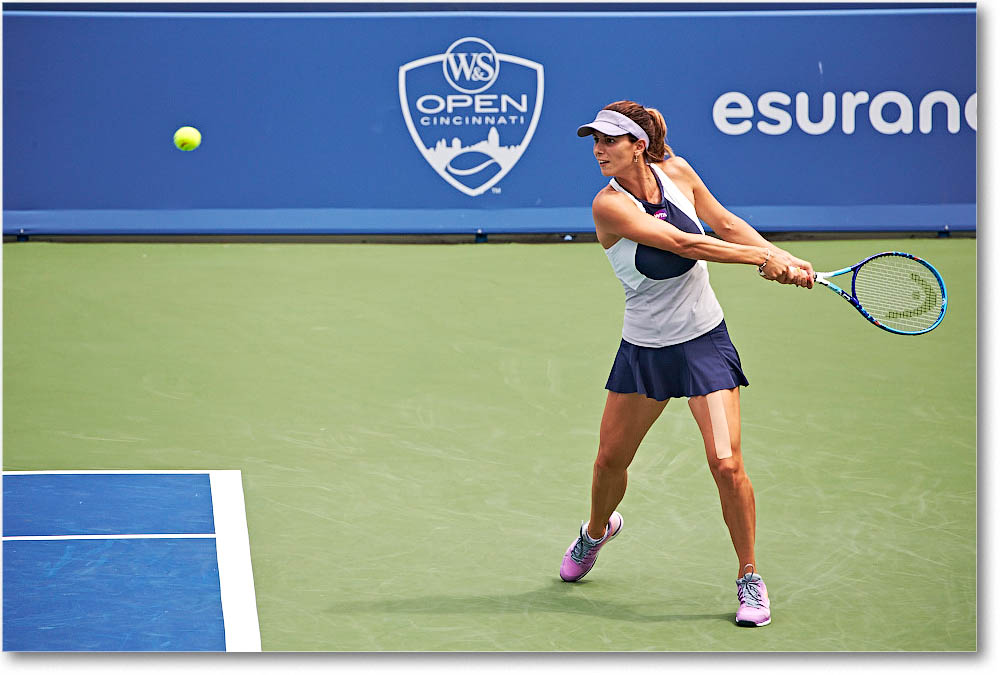 Pironkova_(l_SWilliams_R32)_Cincy2015_2DXA9909 copy