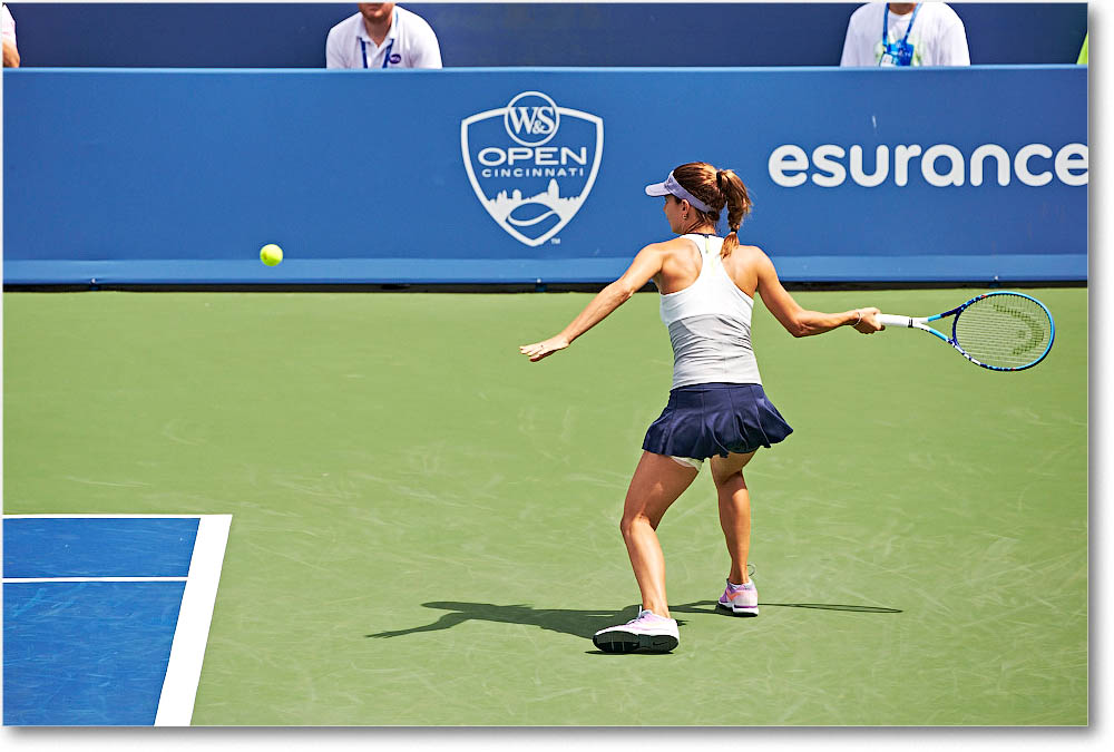 Pironkova_(l_SWilliams_R32)_Cincy2015_2DXA9976 copy