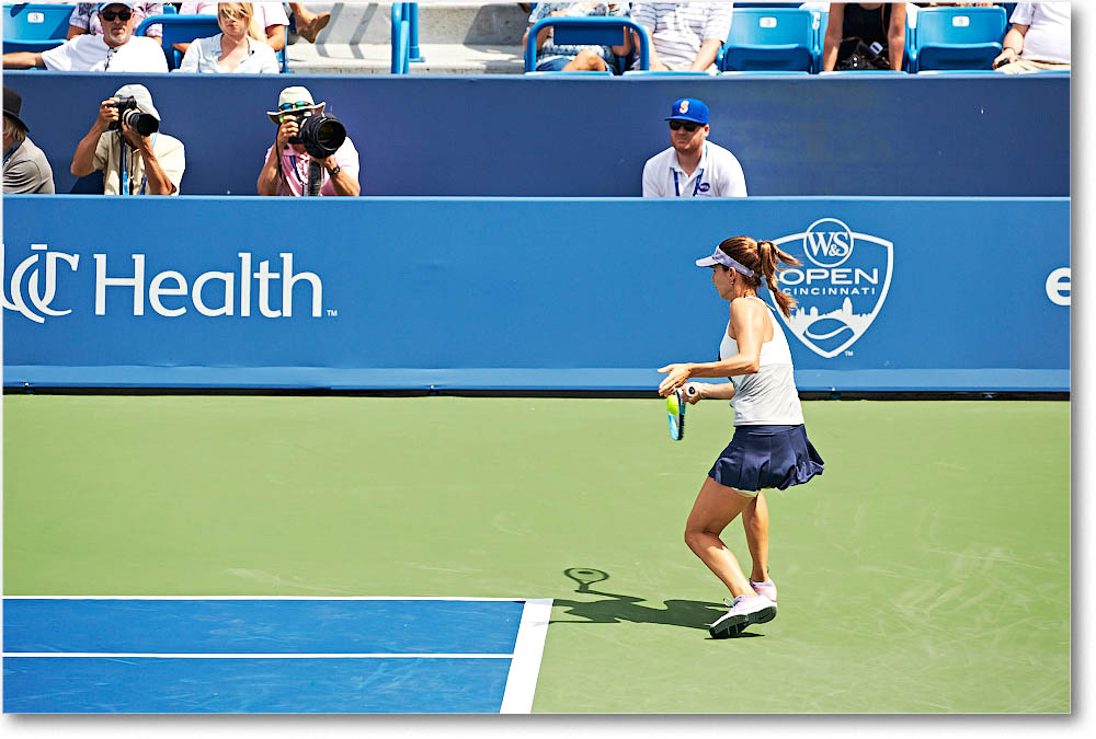 Pironkova_(l_SWilliams_R32)_Cincy2015_2DXA9994 copy