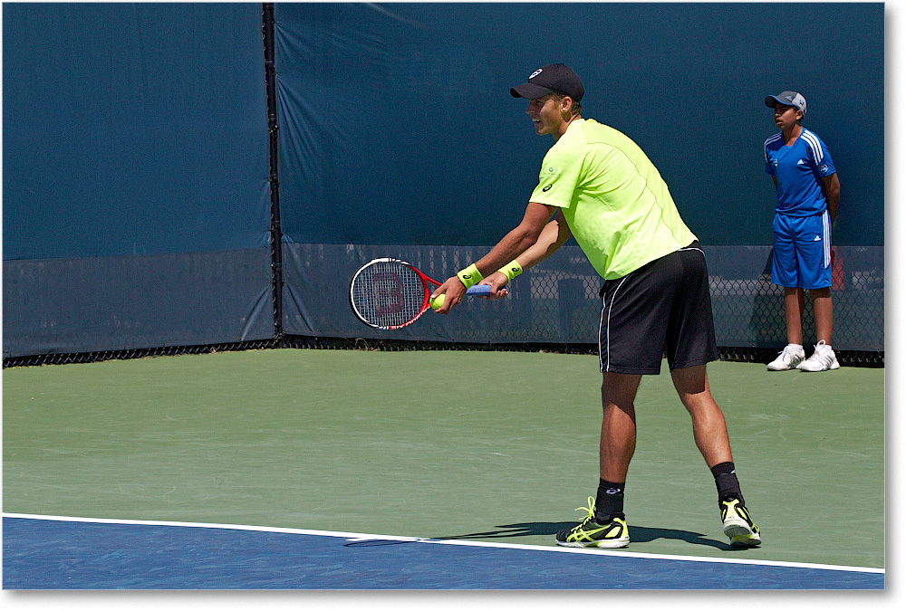 Pospisil (l Goffin R32) Cincy2013_D4C4268 copy