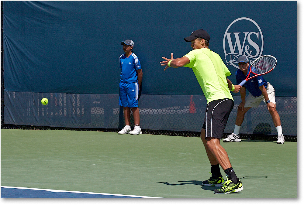 Pospisil (l Goffin R32) Cincy2013_D4C4374 copy
