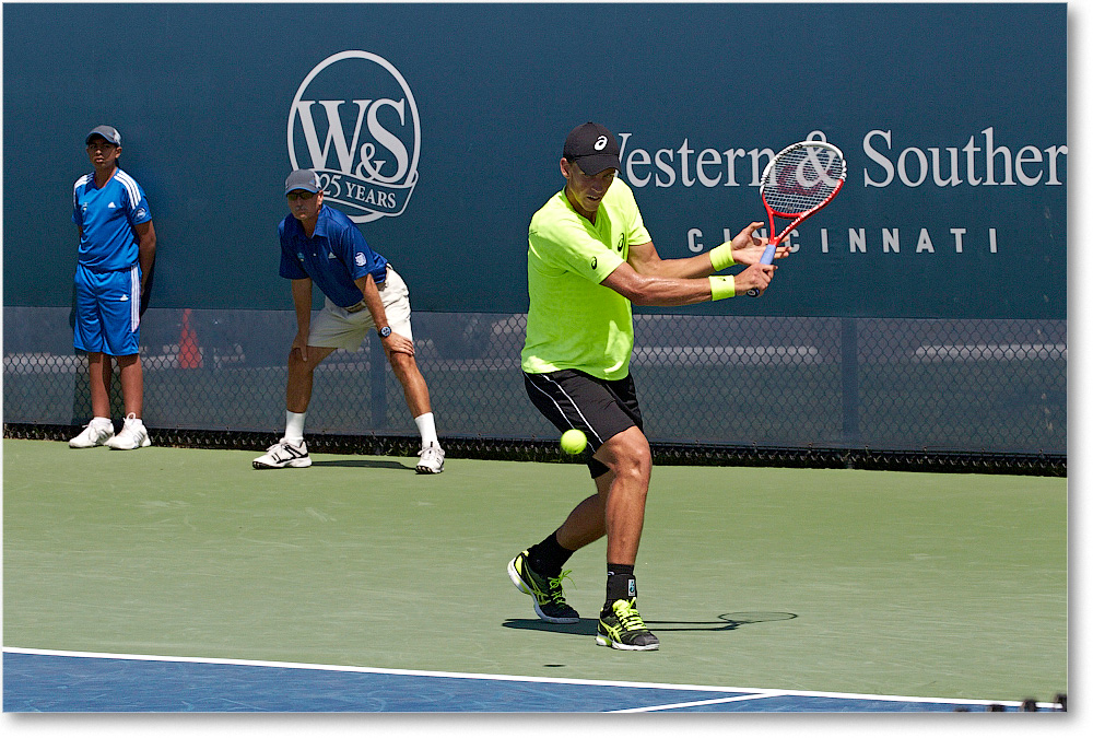 Pospisil (l Goffin R32) Cincy2013_D4C4384 copy
