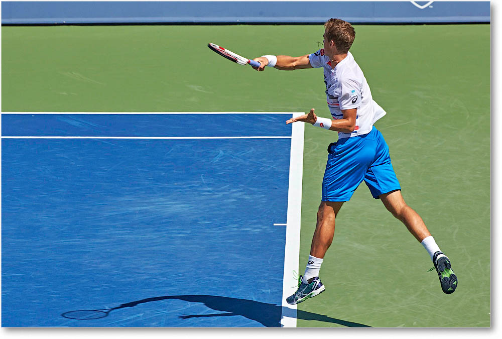Pospisil_(l_Federer_R32)_Cincy2014_2DXA3288 copy