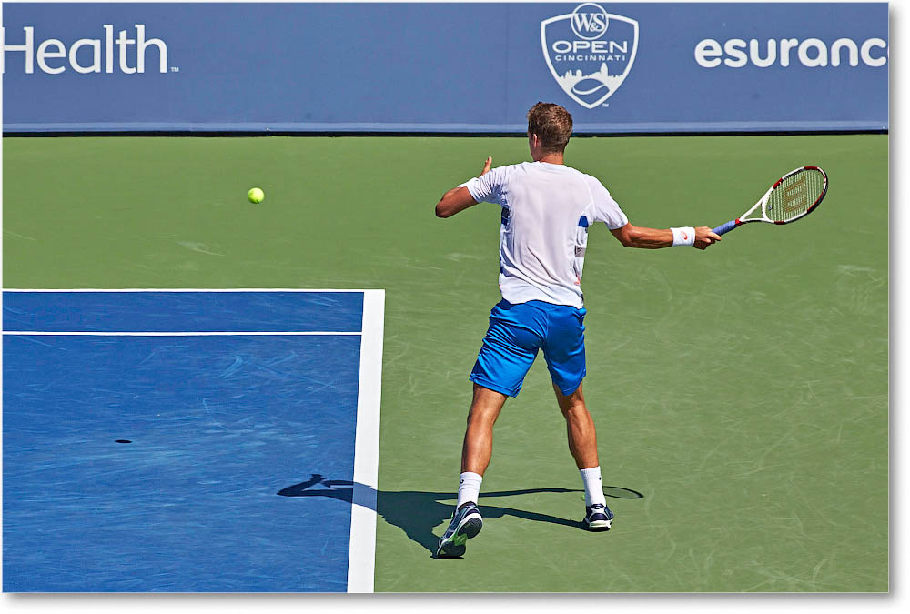 Pospisil_(l_Federer_R32)_Cincy2014_2DXA3293 copy