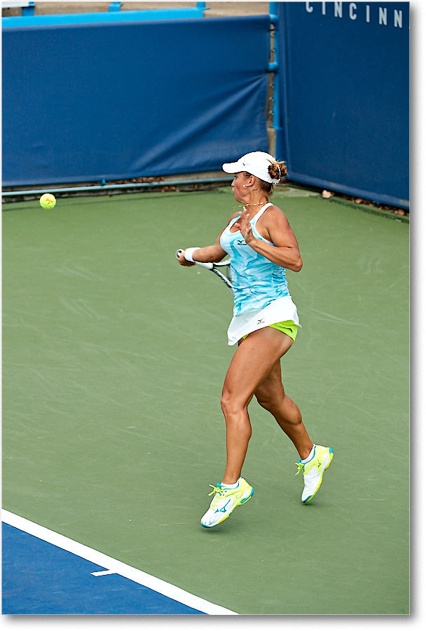Putintseva_(l_Kuznetsova_R32)_Cincy2017_4DXB1565 copy