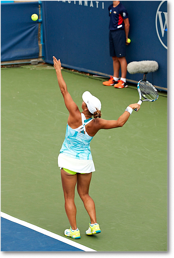 Putintseva_(l_Kuznetsova_R32)_Cincy2017_4DXB1568 copy