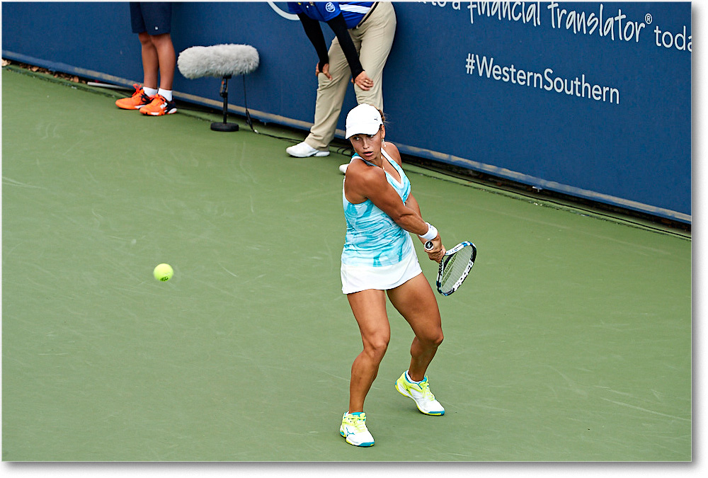 Putintseva_(l_Kuznetsova_R32)_Cincy2017_4DXB1589 copy