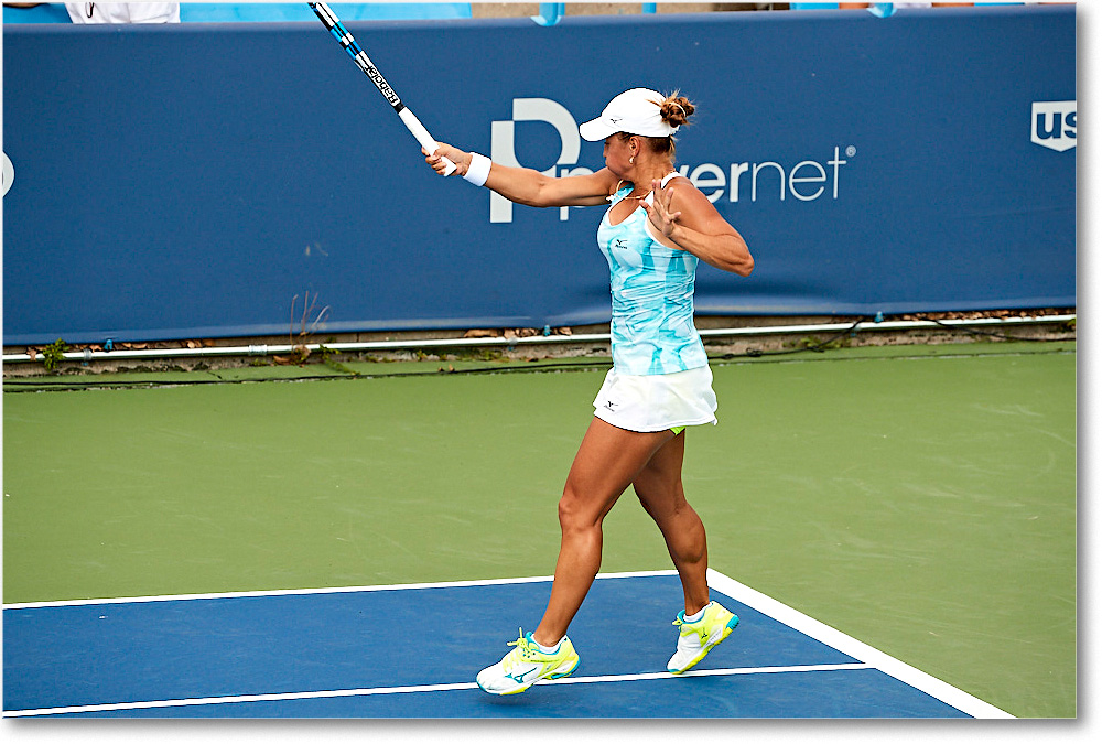 Putintseva_(l_Kuznetsova_R32)_Cincy2017_4DXB1629 copy