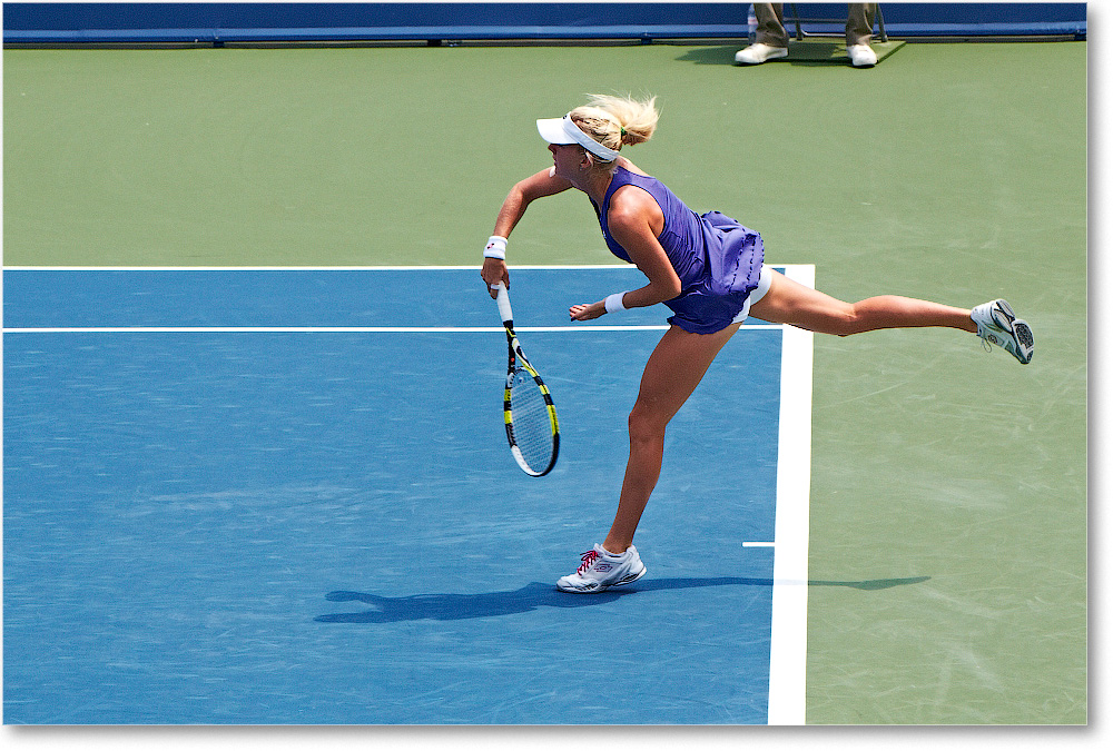 U Radwanska (l S Williams R16) Cincy2012_D4B7548 copy