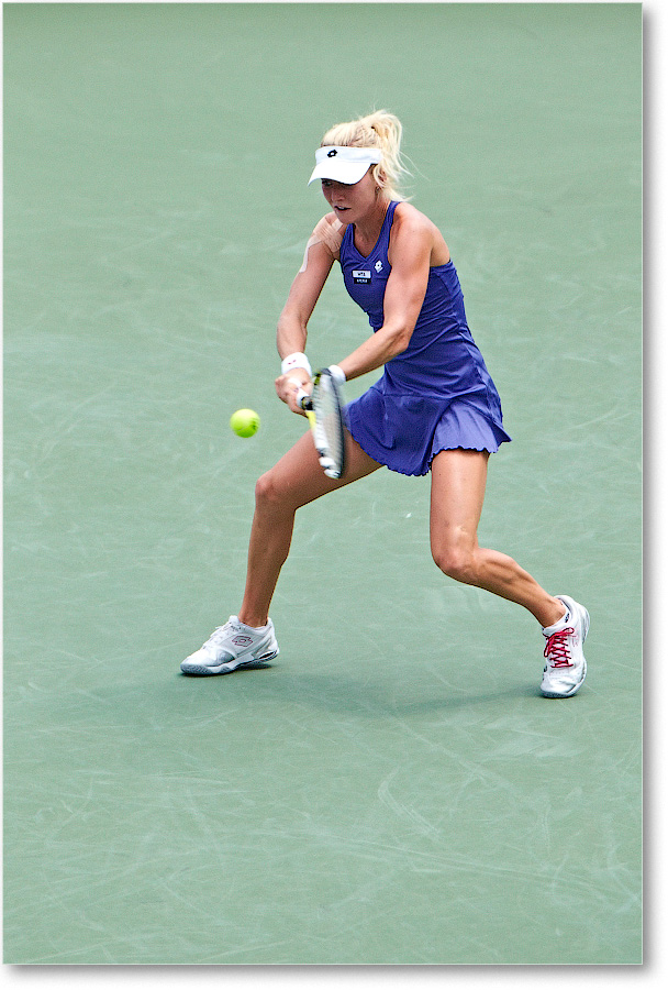U Radwanska (l S Williams R16) Cincy2012_D4B7626 copy