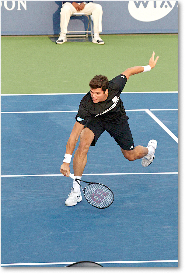 Raonic (d Sock R64) Cincy2013_D4C3600 copy