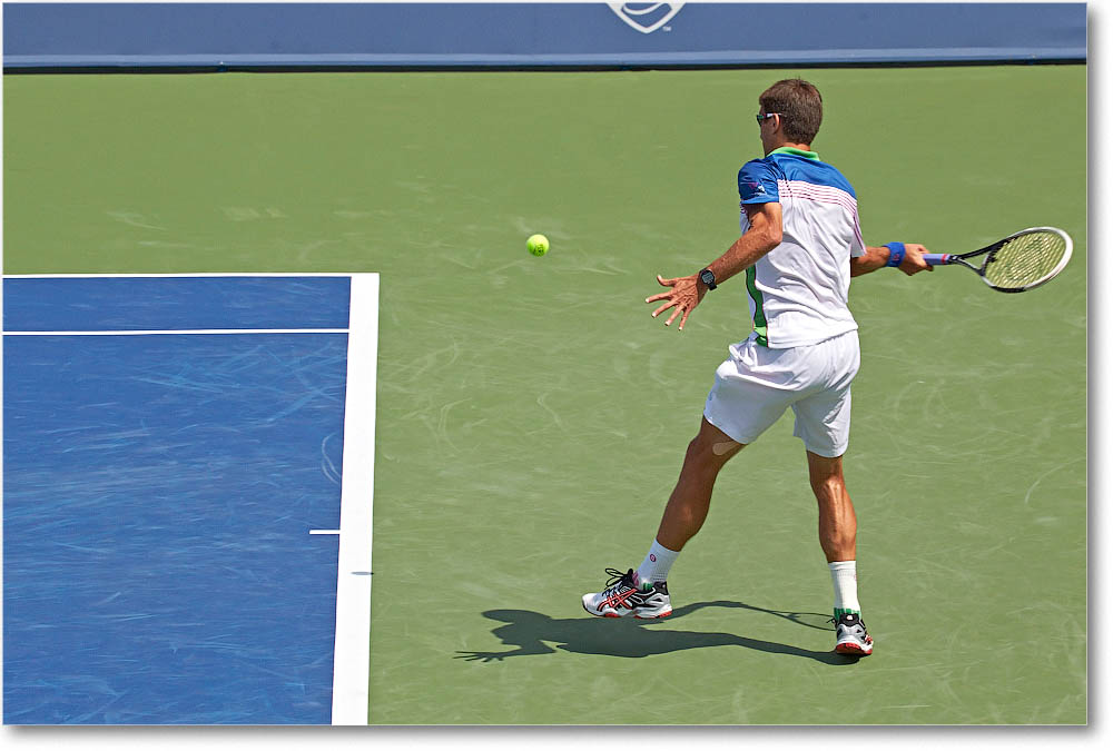 Robredo_(d_Djokovic_R16)_Cincy2014_2DXA4597 copy