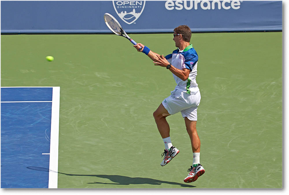 Robredo_(d_Djokovic_R16)_Cincy2014_2DXA4598 copy