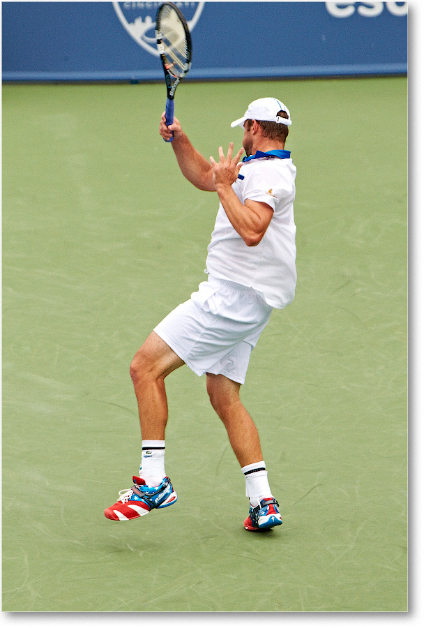 Roddick (l Chardy R64) Cincy 2012_D4B5258 copy