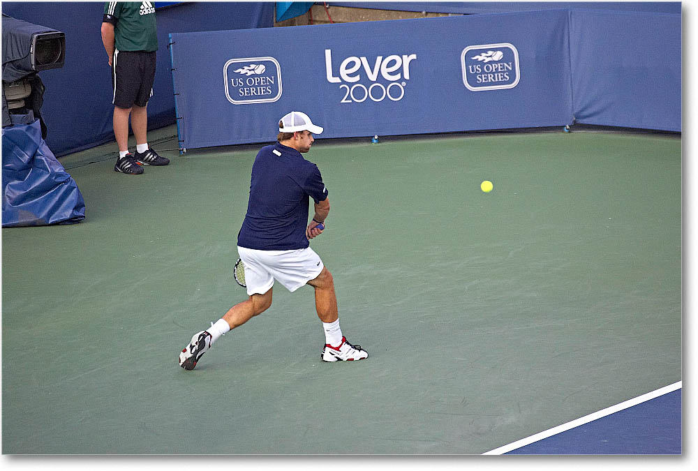 Roddick_(d_Gonzalez_SF)_Cincy2006_Y2F0268 copy