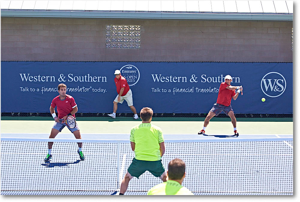 RojerTecau_(d_PeyaSoare_R16)_Cincy2015_2DXB0402 copy