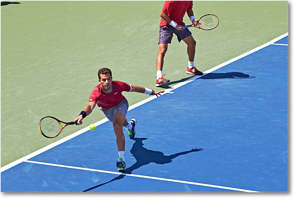 RojerTecau_(l_MatkoskiZimonjic_QF)_Cincy2015_2DXB1243 copy