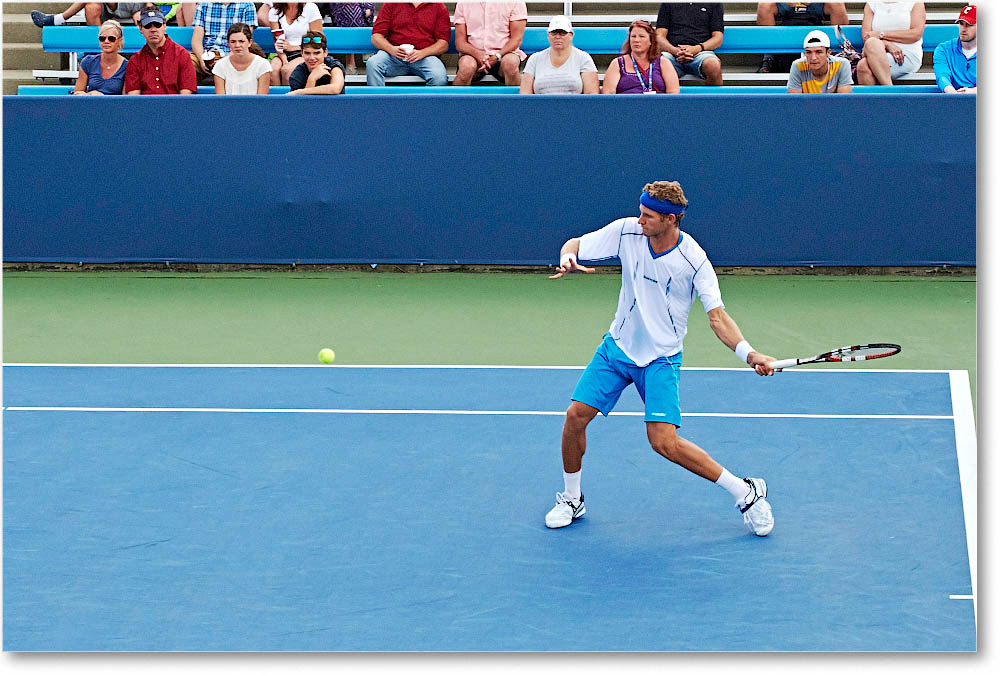 Rola_(l_Benneteau_R64)_Cincy2014_2DXA2329 copy