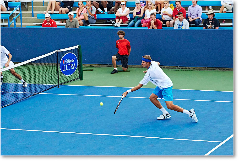 Rola_(l_Benneteau_R64)_Cincy2014_2DXA2342 copy