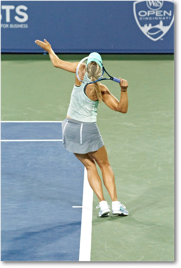 Sharapova (l Stephens R64) Cincy2013_D4C3908 copy