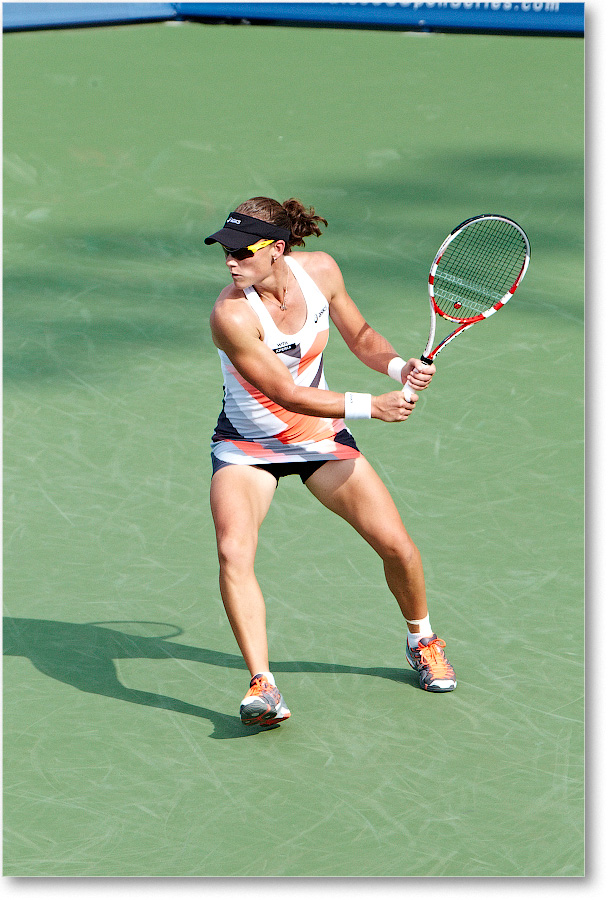 Stosur (d Medina-Garrigues R32) Cincy 2012_D4B5614 copy