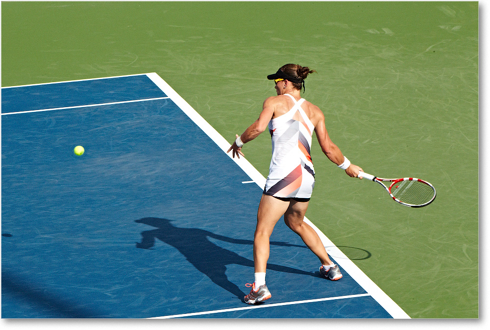 Stosur (d Medina-Garrigues R32) Cincy 2012_D4B5825 copy