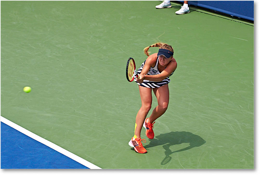 Svitolina_(d_SuarezNavarro_R16)_Cincy_2014_2DXA4212 copy