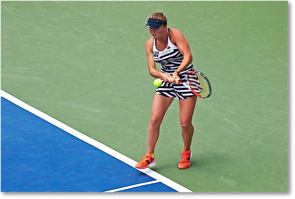 Svitolina_(d_SuarezNavarro_R16)_Cincy_2014_2DXA4227 copy
