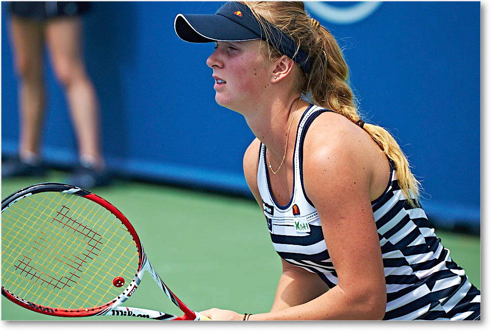 Svitolina_(d_SuarezNavarro_R16)_Cincy_2014_2DXA4432 copy