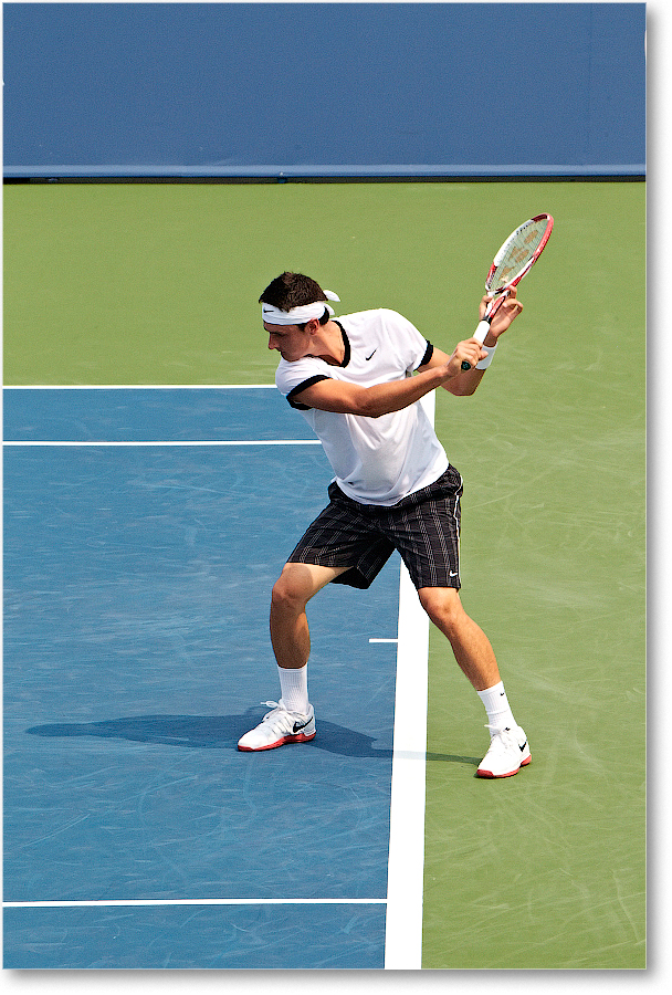 Tomic (l Federer R16) Cincy2012_D4B7857 copy