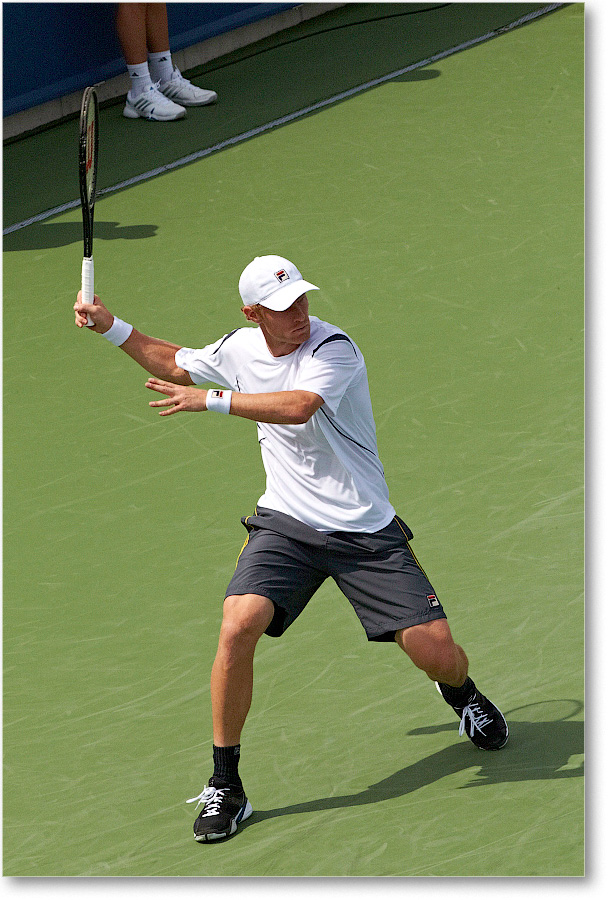 Tursunov (d Ferrer R16) Cincy2013_D4C5321 copy