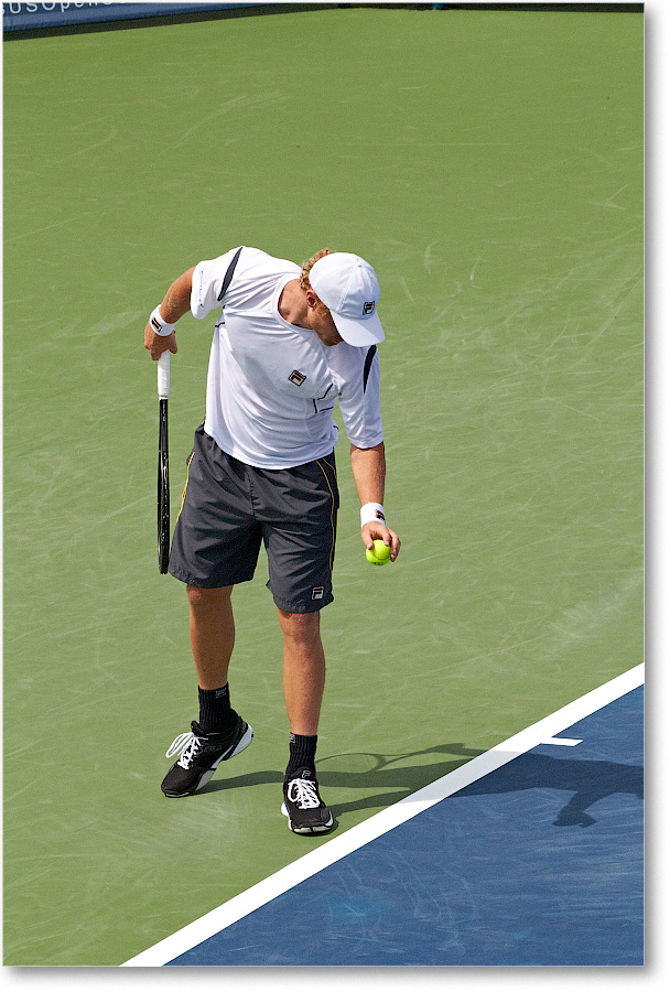 Tursunov (d Ferrer R16) Cincy2013_D4C5330 copy