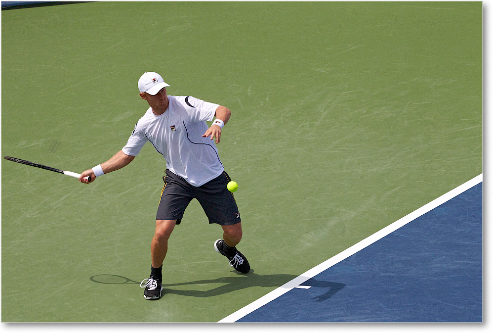 Tursunov (d Ferrer R16) Cincy2013_D4C5360 copy