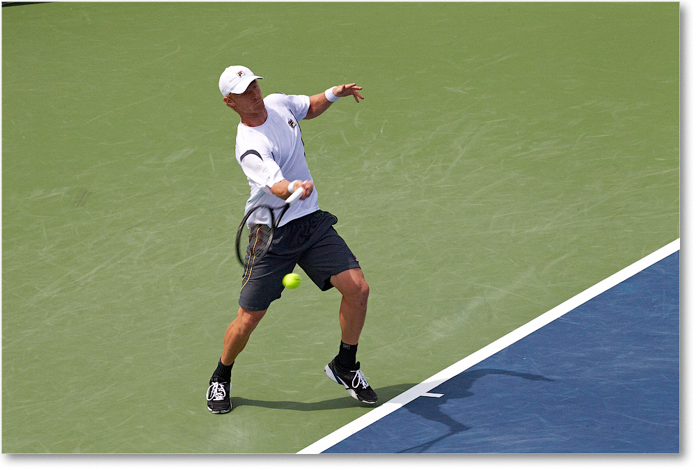 Tursunov (d Ferrer R16) Cincy2013_D4C5361 copy