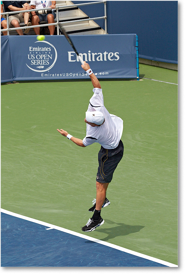 Tursunov (d Ferrer R16) Cincy2013_D4C5508 copy