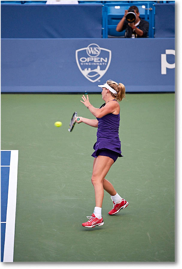 Vandeweghe_(d_Errani_R64)_Cincy2016_4DXA1594 copy